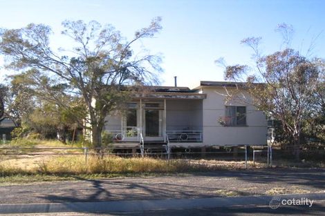 10 Downs St, Roma, QLD 4455