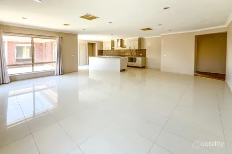 Property photo of 2 Trood Place Epping VIC 3076