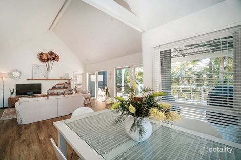 Property photo of 61 Hillside Parade Elizabeth Beach NSW 2428