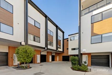 71/1 Rowland Rees Cres, Greenway, ACT 2900