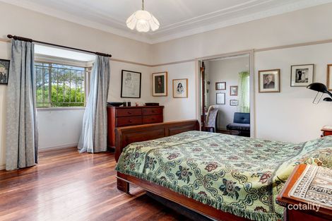 Property photo of 527 Cavendish Road Coorparoo QLD 4151