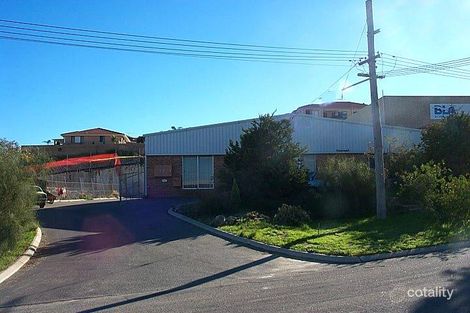 17 Strang Ct, Beaconsfield, WA 6162