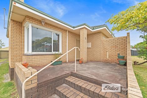 Property photo of 36 William Street Yakamia WA 6330