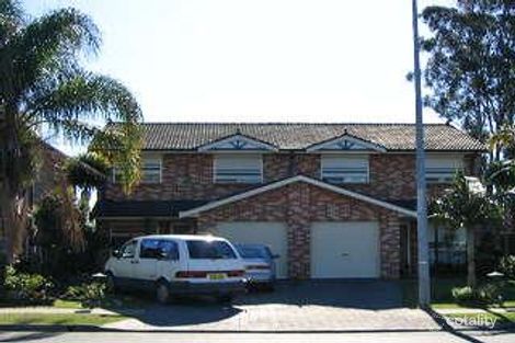 Property photo of 1/125 Humphries Road St Johns Park NSW 2176