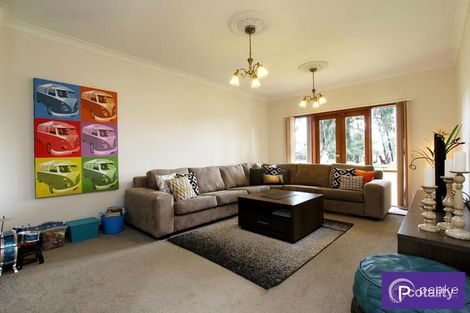 Property photo of 6 Zena Place Berwick VIC 3806