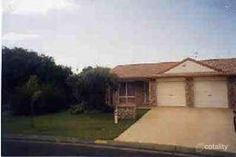 1/2 Kenny Dr, Labrador, QLD 4215