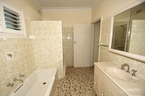 Property photo of 2 Brigalow Avenue Dubbo NSW 2830