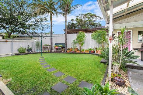 Property photo of 23 William Avenue Warilla NSW 2528