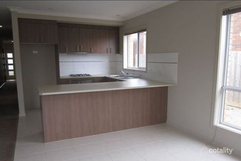Property photo of 11 Whisper Boulevard Point Cook VIC 3030