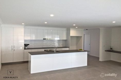 Property photo of 32 Gullwing Drive Upper Coomera QLD 4209