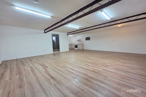 Property photo of 34 Goolagar Crescent Springdale Heights NSW 2641