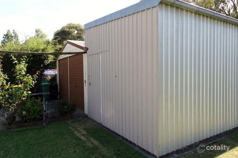 Property photo of 560 Iluka Crescent Lavington NSW 2641