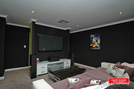 Property photo of 14 Kandinsky Approach Tapping WA 6065