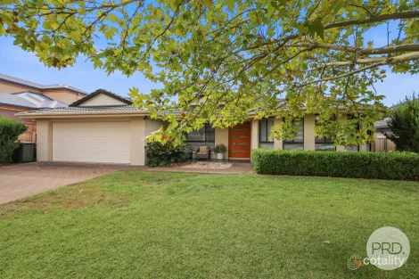 Property photo of 23 The Grange Hillvue NSW 2340