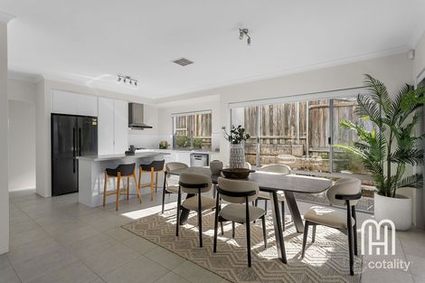 98b Manning St, Scarborough, WA 6019