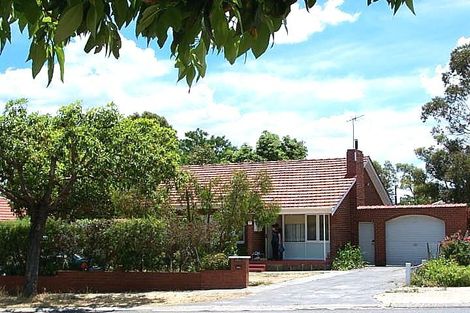 Property photo of 97B Ravenswood Drive Westminster WA 6061