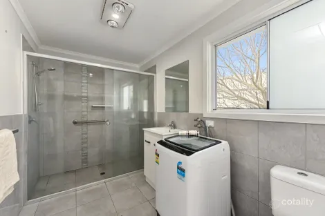 Property photo of 30 Queens Avenue Mount Gambier SA 5290