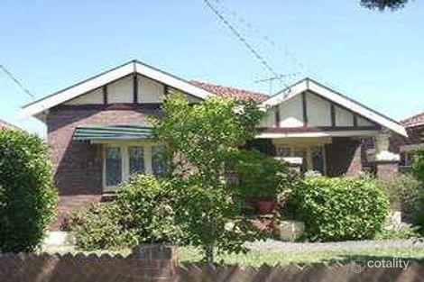 Property photo of 32 Warburton Parade Earlwood NSW 2206