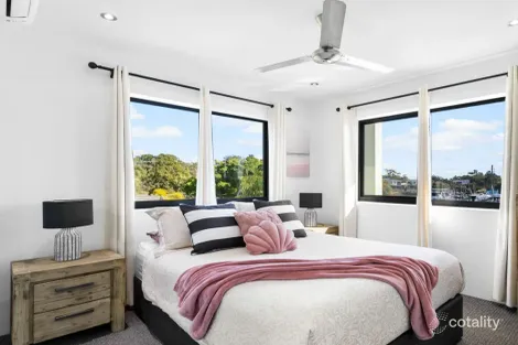 Property photo of 108/3-5 Spinnaker Drive Sandstone Point QLD 4511