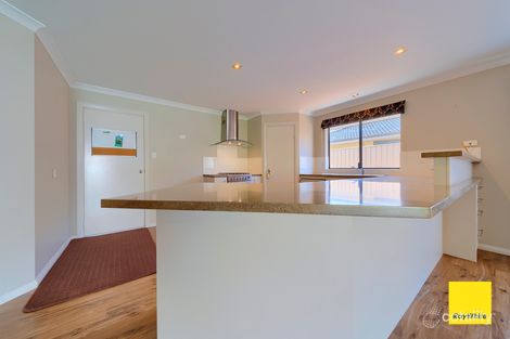 Property photo of 10 Mears Road Yakamia WA 6330