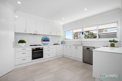 Property photo of 29 Woolabar Drive Broulee NSW 2537