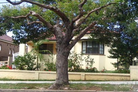 62 Rosemeath Ave, Kingsgrove, NSW 2208