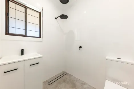 Property photo of 10 Fordingbridge Road Davoren Park SA 5113