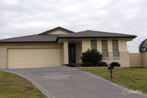 4 Laurie Dr, Raworth, NSW 2321