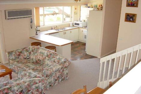 Property photo of 11 Callistemon Road Cordeaux Heights NSW 2526