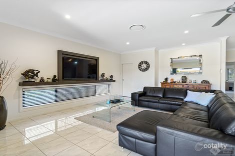 Property photo of 30 Vantage Crescent Wellington Point QLD 4160