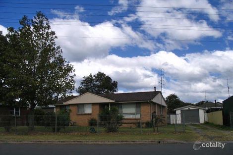 4 Malin Rd, Oak Flats, NSW 2529