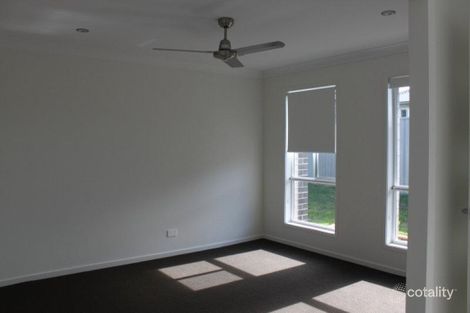 Property photo of 64 Benjamin Drive Wallsend NSW 2287