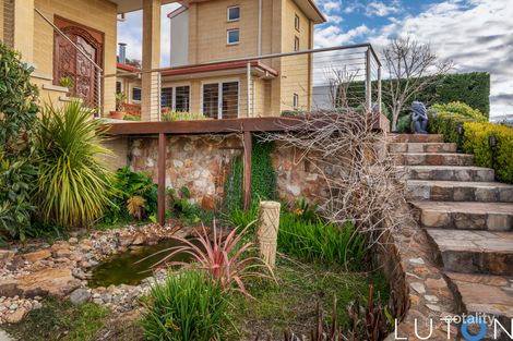 Property photo of 21 Myrtle Close Jerrabomberra NSW 2619