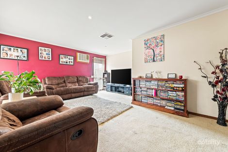 Property photo of 18 Templer Avenue Hampton Park VIC 3976