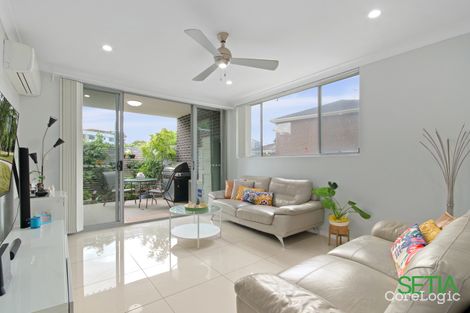 Property photo of 2/1-2 Harvey Place Toongabbie NSW 2146