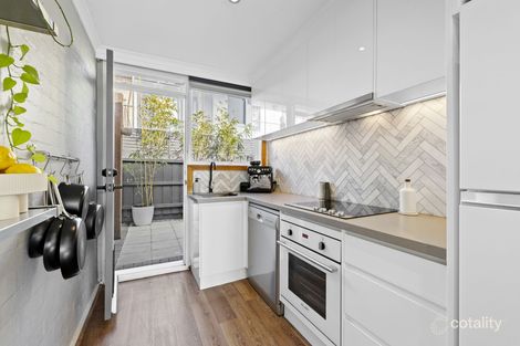 Property photo of 2/138 Warrigal Road Mentone VIC 3194