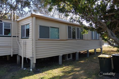 Property photo of 202 Kianawah Road Wynnum West QLD 4178