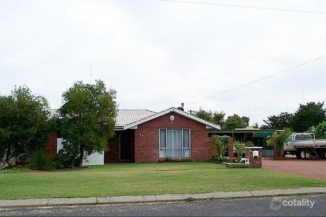 17 Montgomery Dr, Eaton, WA 6232