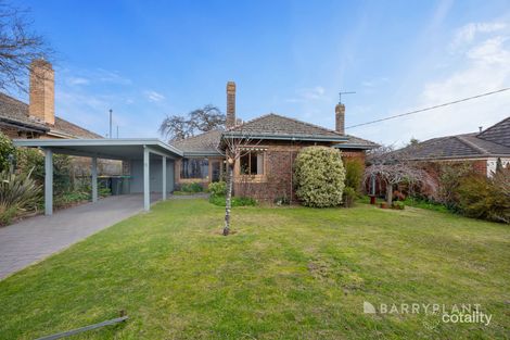 11 Brawn Ave, Lake Wendouree, VIC 3350