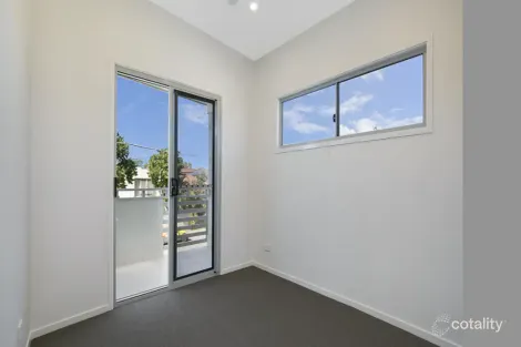 Property photo of 147 Pine Street Wynnum QLD 4178