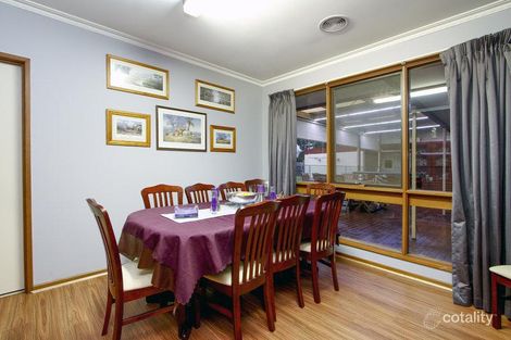 Property photo of 8 Hazel Court Sale VIC 3850