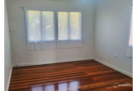 Property photo of 14 Lloyd Street Camp Hill QLD 4152