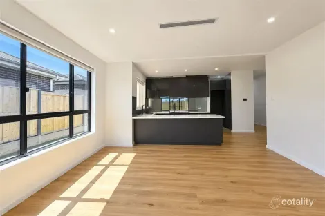 Property photo of 5 Equestrian Street Cobbitty NSW 2570