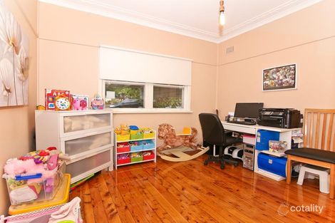 Property photo of 15 Binalong Road Pendle Hill NSW 2145