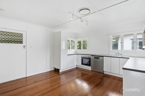 Property photo of 22 Lithgow Street Wynnum QLD 4178