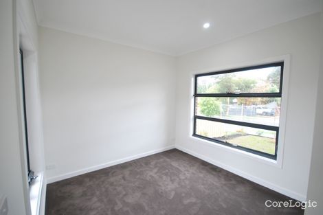 Property photo of 1/1 Arnold Street Cranbourne VIC 3977