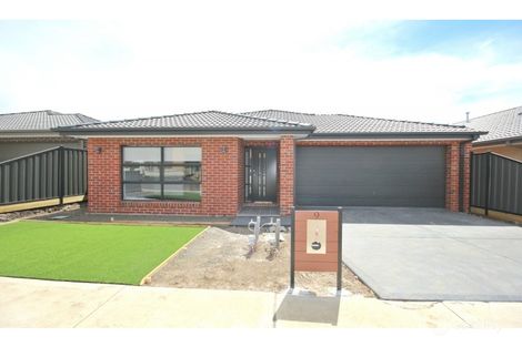 9 Angophora Cres, Craigieburn, VIC 3064
