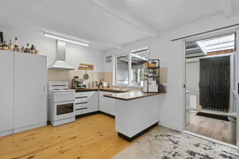 Property photo of 24 Gilbert Street St Leonards VIC 3223