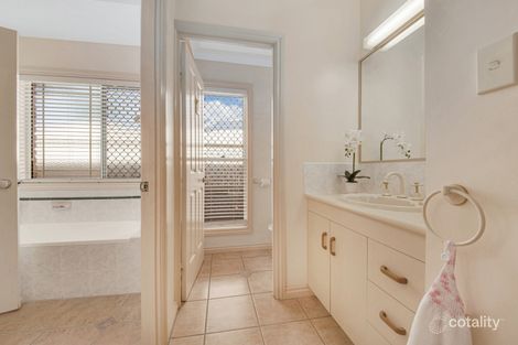 Property photo of 4 Creswell Court Tannum Sands QLD 4680