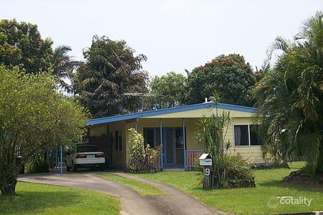 9 Smallwood St, Mooroobool, QLD 4870